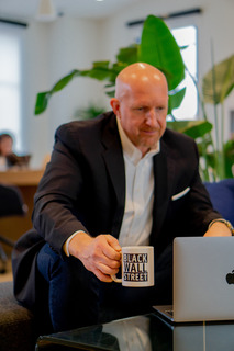 hero image of people